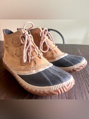 Sorel Out N About III Classic Duck Boots | Women’s 7 Sorel Waterproof Rain Boot